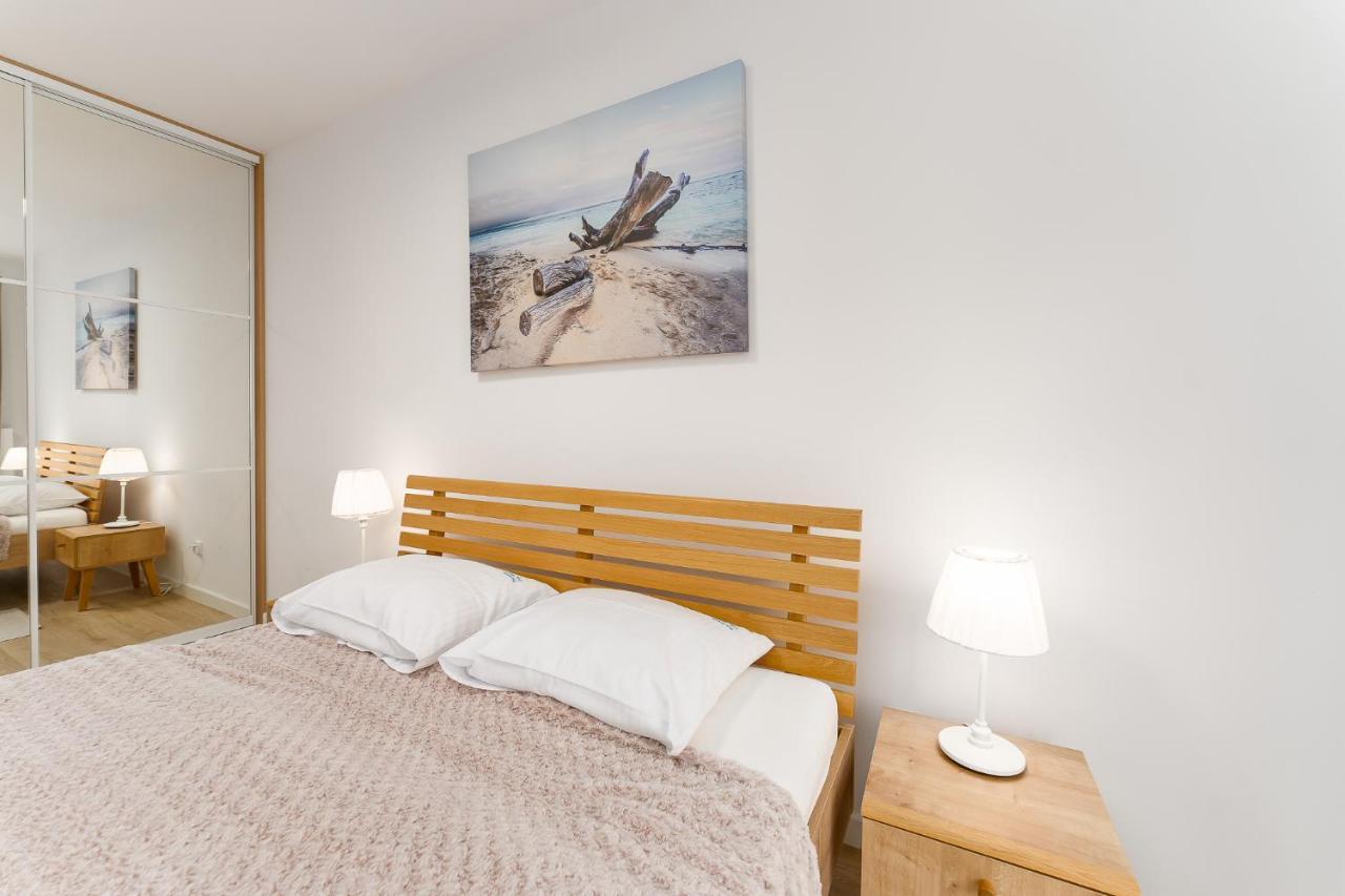 Nadmorskie Tarasy Apartament 215 A Eltom Tour Kołobrzeg Exteriör bild