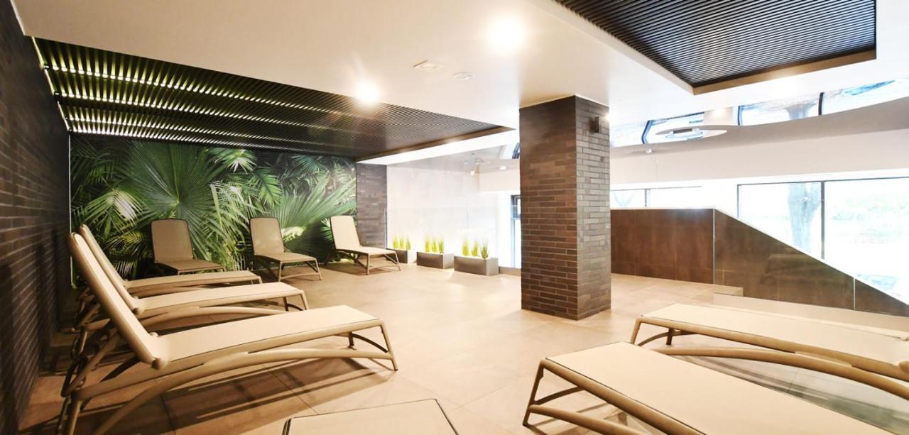 Nadmorskie Tarasy Apartament 215 A Eltom Tour Kołobrzeg Exteriör bild