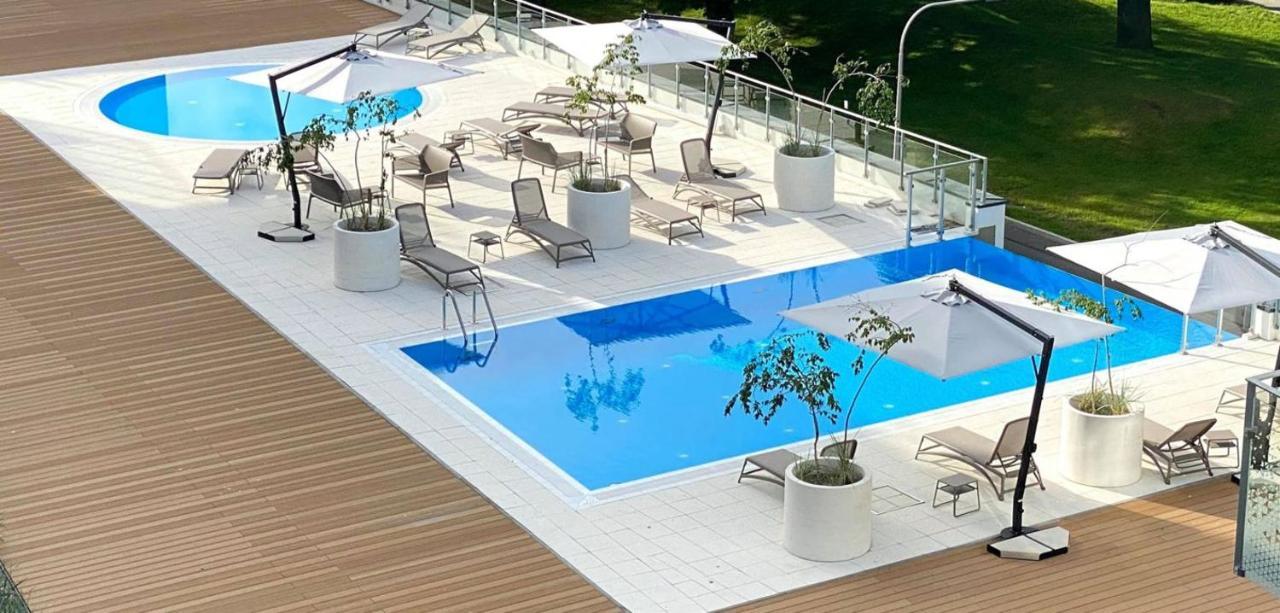 Nadmorskie Tarasy Apartament 215 A Eltom Tour Kołobrzeg Exteriör bild